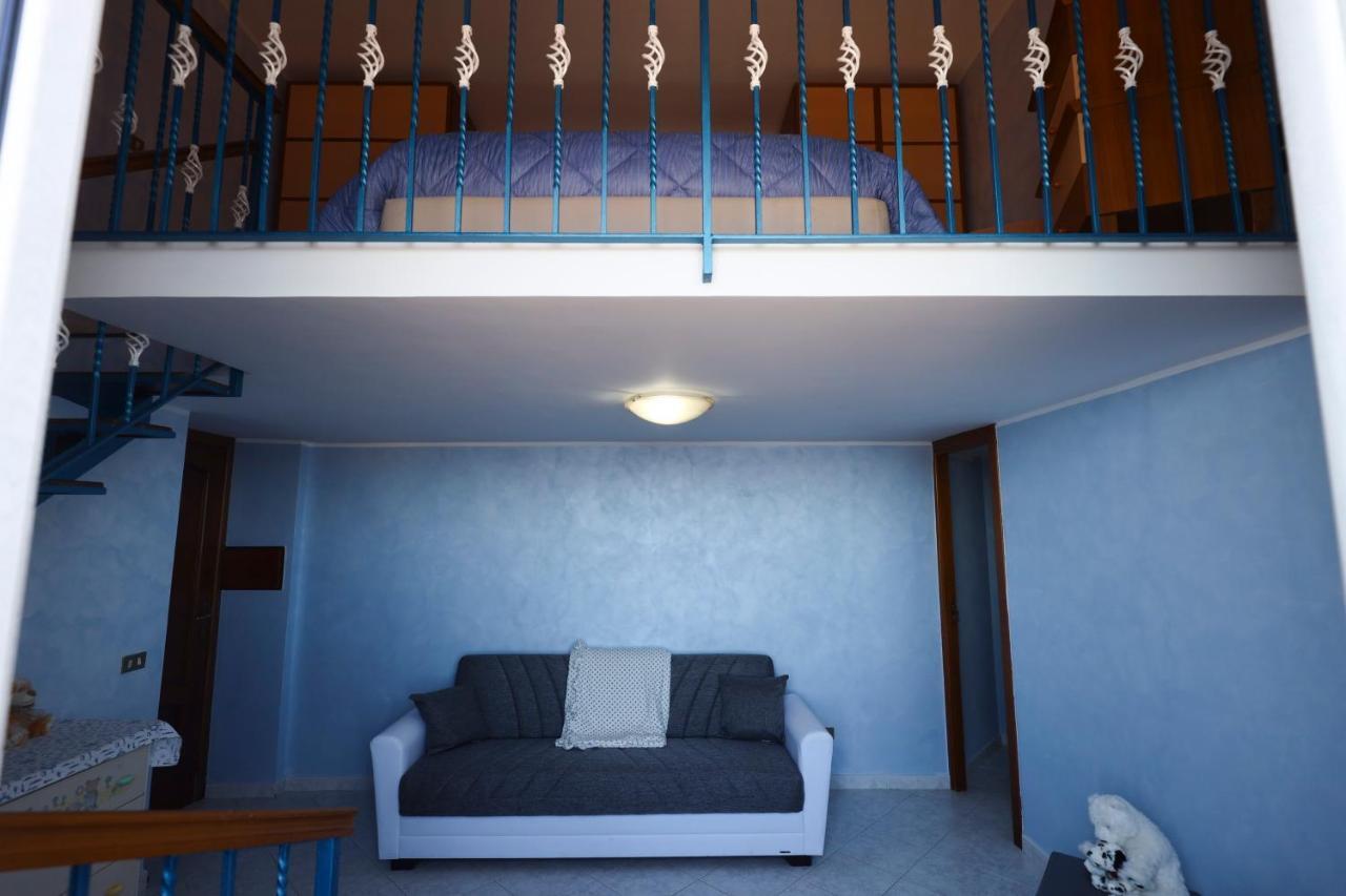 ナポリLaura Houseアパートメント エクステリア 写真